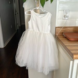 Flower girl dress white